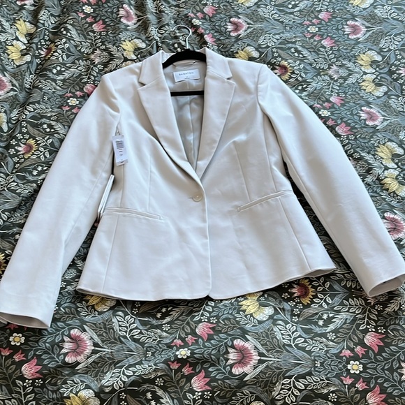 ♠️NEW with tag-Babaton Blazer ♠️ - Picture 11 of 12